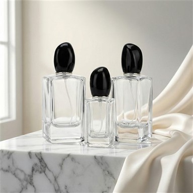 Различни бутилки за парфюми