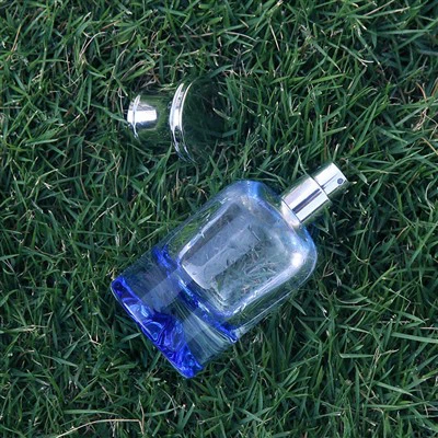 Луксозна бутилка парфюм